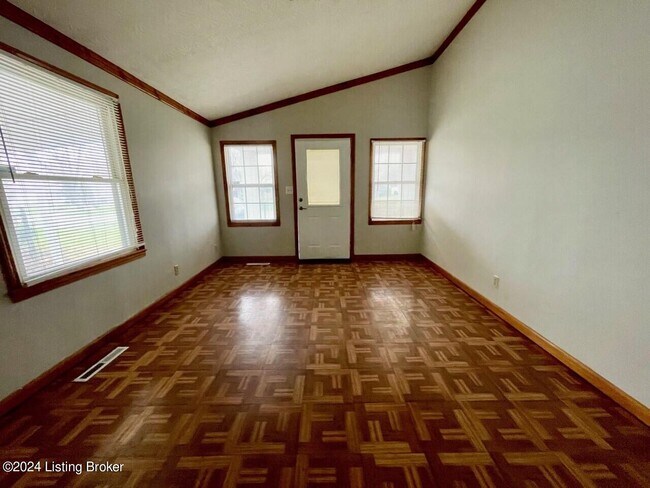 Building Photo - 5210 Delaware Dr