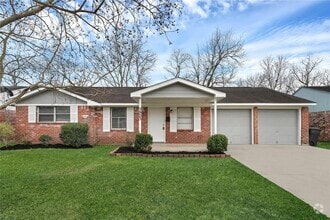 Building Photo - 3923 Heatherbloom Dr