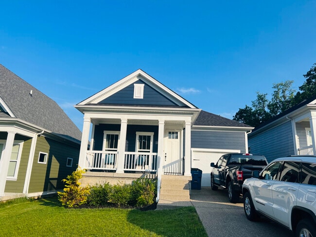 Building Photo - 13512 Park Springs Ln