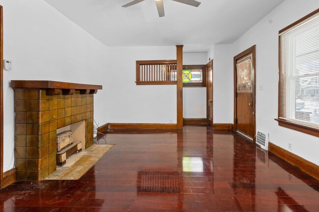 Foto del edificio - 1036 Woodland Ave