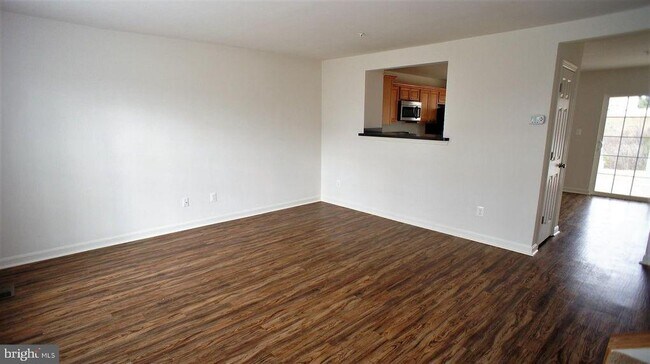 Foto del edificio - 1498 Wellspring Dr