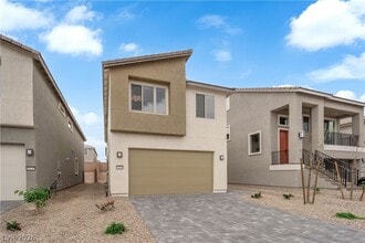 Building Photo - 10239 Estancia Hl St