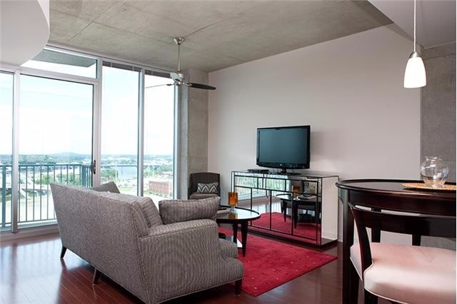 Foto del edificio - Fully Furnished SoBro Condo At Encore