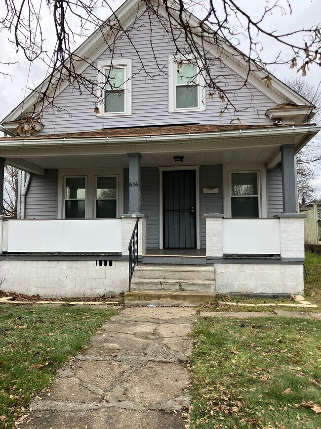 Foto del edificio - 636 Chittenden St