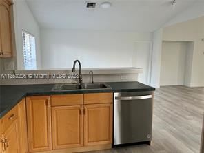 Foto del edificio - 4 br, 2 bath House - 6641 NW 52nd St