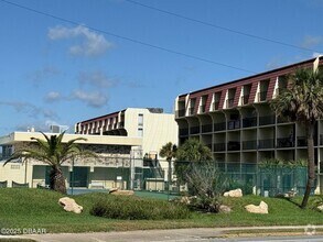 Building Photo - 1437 N Atlantic Ave