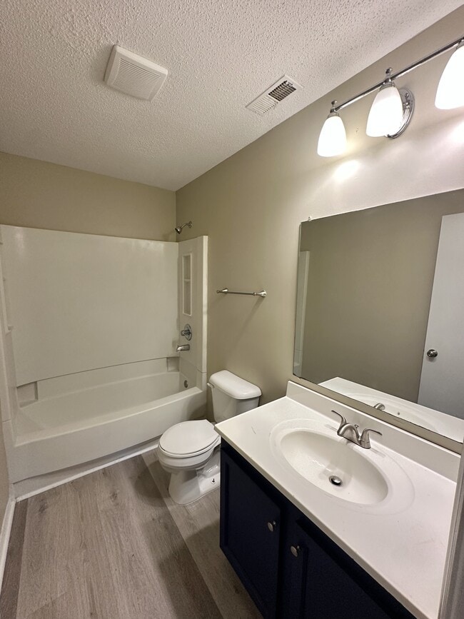 Building Photo - 1920 15th Way SW