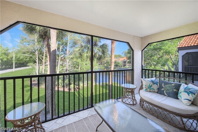 Foto del edificio - 2058 Arbour Walk Cir
