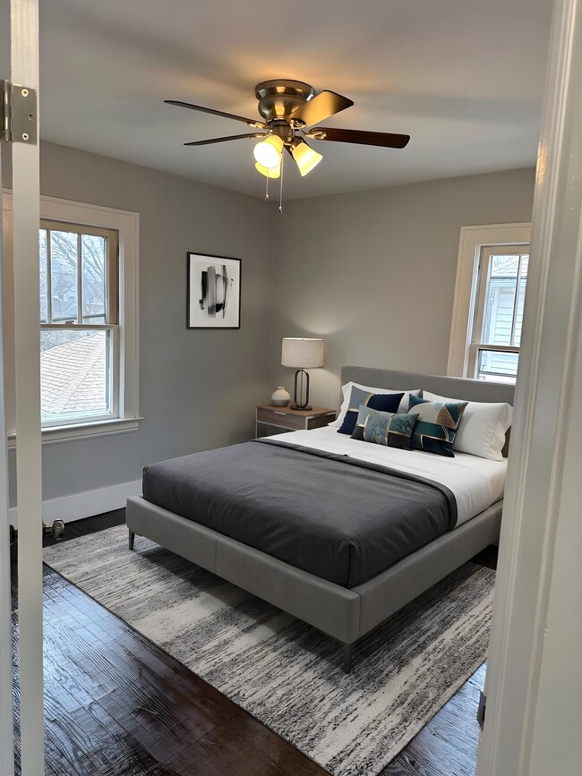 Foto del edificio - 819 W 18th St