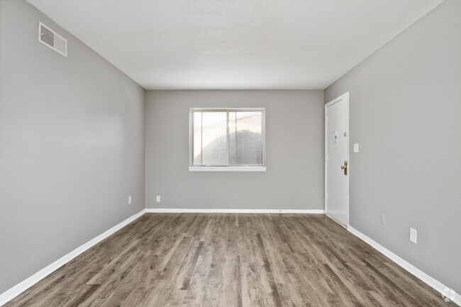 2BR, 2BA - 1100SF - Living Room - Villa Glen Apartments