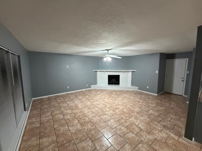 Foto del edificio - 24307 Rockin 7 Dr