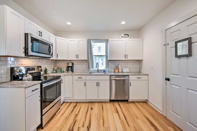 Foto del edificio - 124 N Ronks Rd