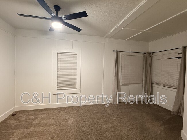 Foto del edificio - 631 Miles Ave