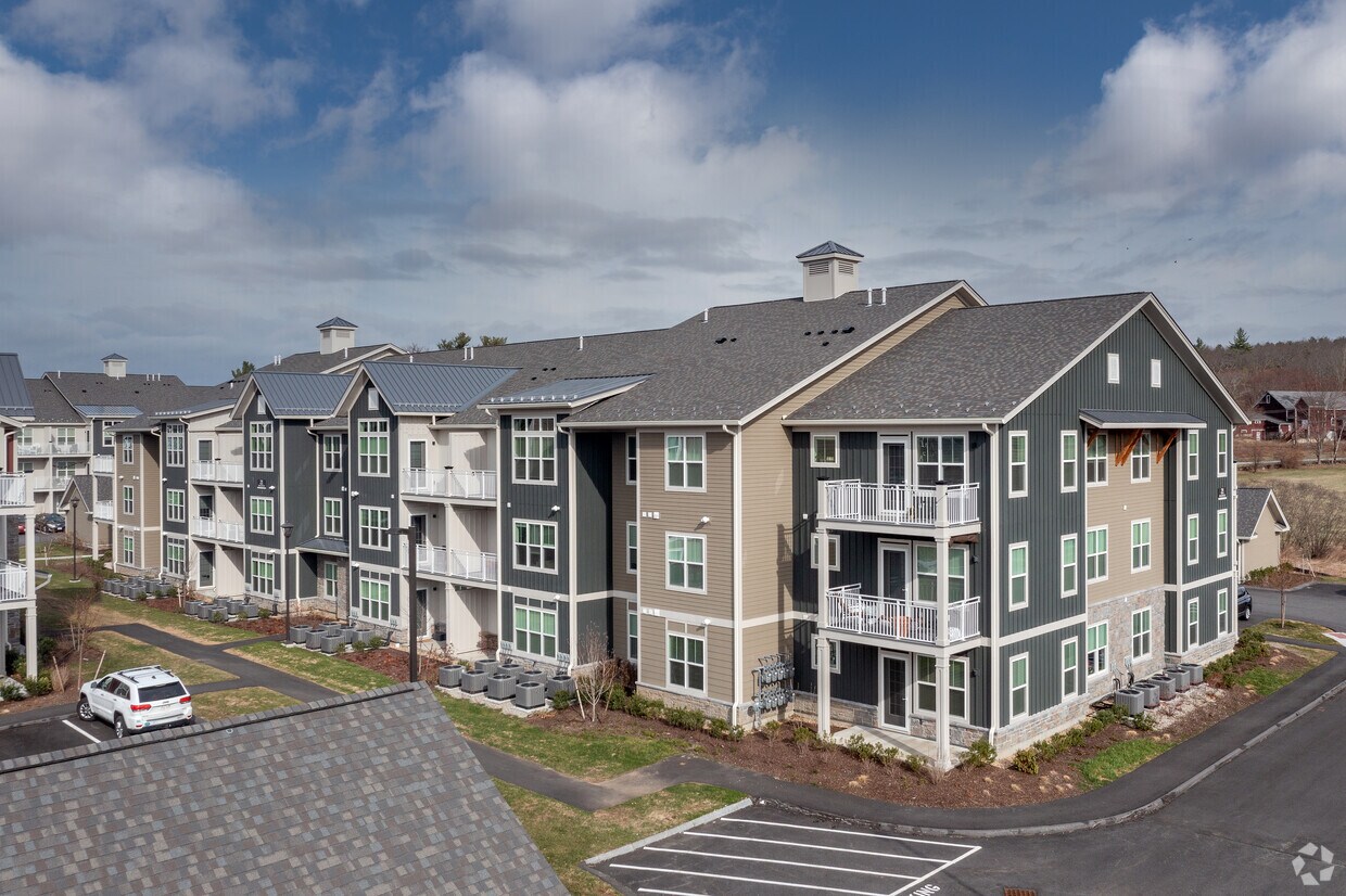 The Rockwell Apartments Berlin Ma Apartments Com