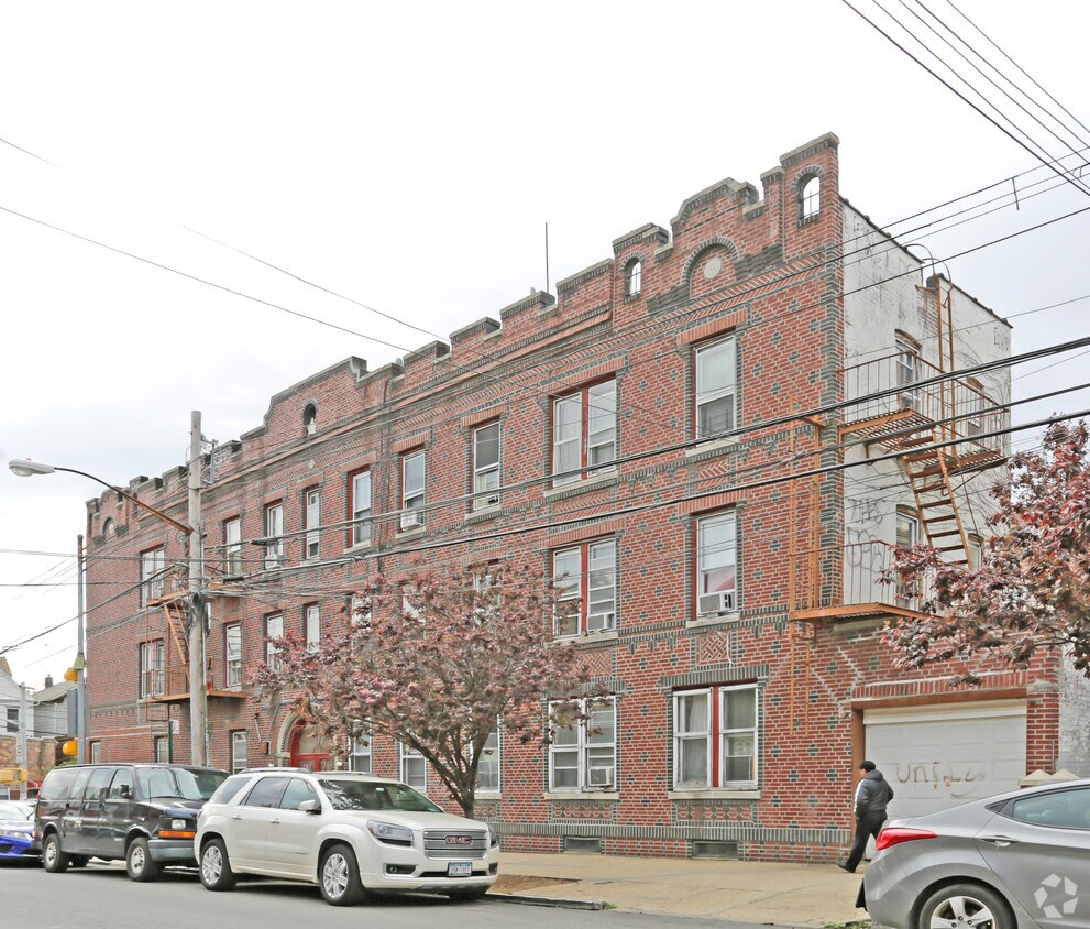 Foto del edificio - 10480 42nd Ave