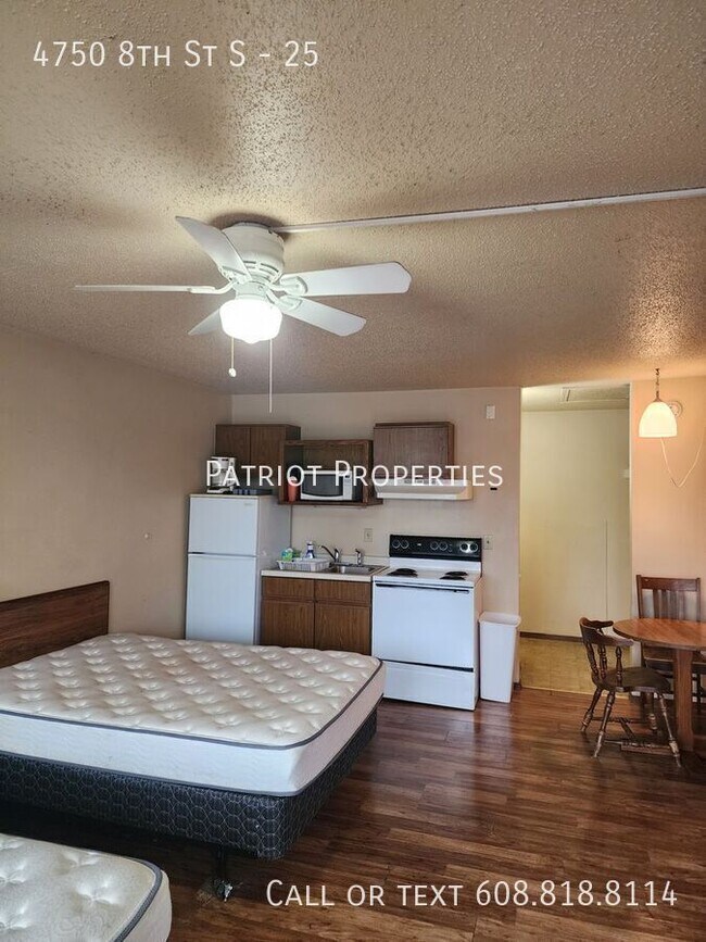 Foto del edificio - 4750 8th St S