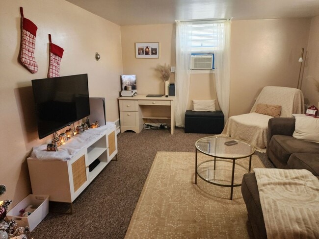 Foto del edificio - Charming basement apartment