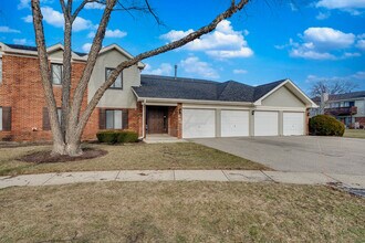 Building Photo - 966 Cumberland Ct