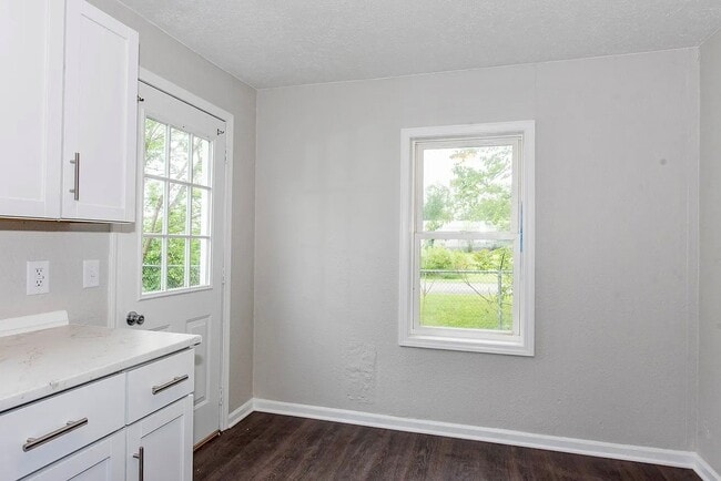 Foto del edificio - 1226-1222 Shakespeare Ave