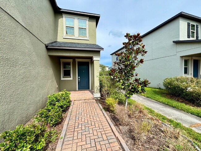 Foto del edificio - "Spacious 4-Bed Home with Granite Countert...