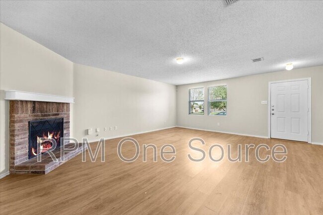 Foto del edificio - 2633 Salt Maker Way