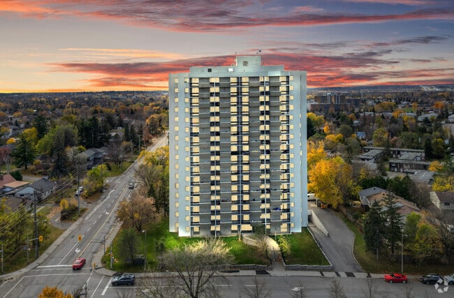 Building Photo - Aspen Towers