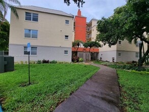 Building Photo - 8245 Lake Dr