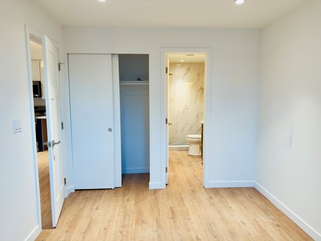 Building Photo - 2025 Canyons Resort Dr