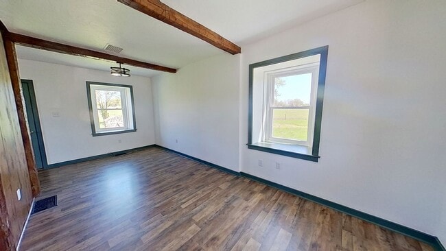 Building Photo - Single Family Farm Home in East Berlin!