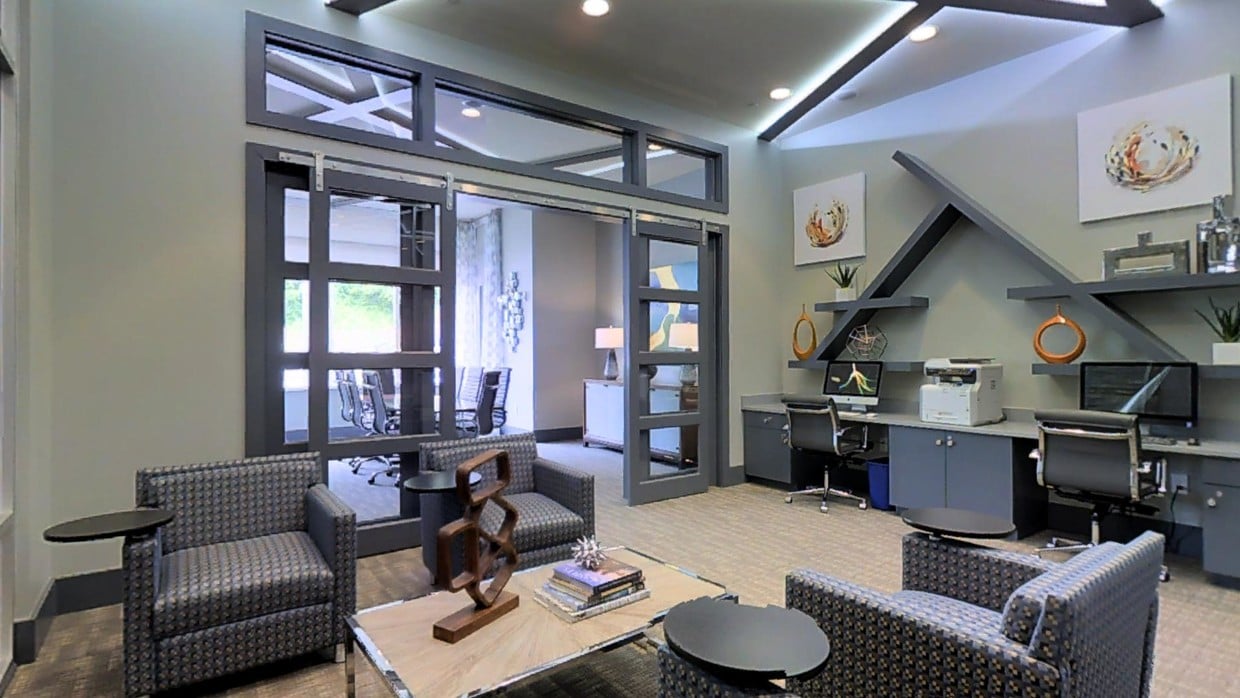 Photo - AMLI Piedmont Heights Apartments