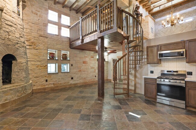 Foto del edificio - 614 Pine Gully Rd