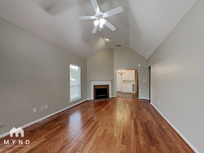 Foto del edificio - 306 Forest Lakes Dr