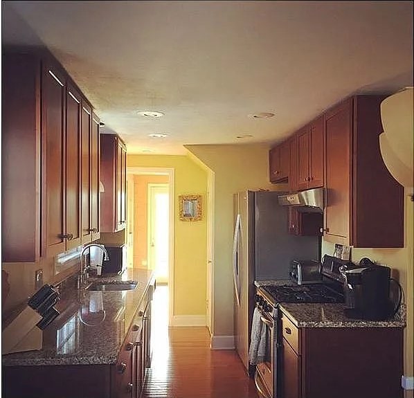 Foto del edificio - 129 Orvilton Dr