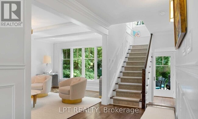 Photo du bâtiment - 268 Chartwell Rd