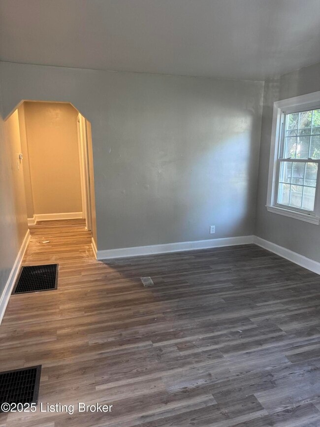 Building Photo - 104 N 45th St