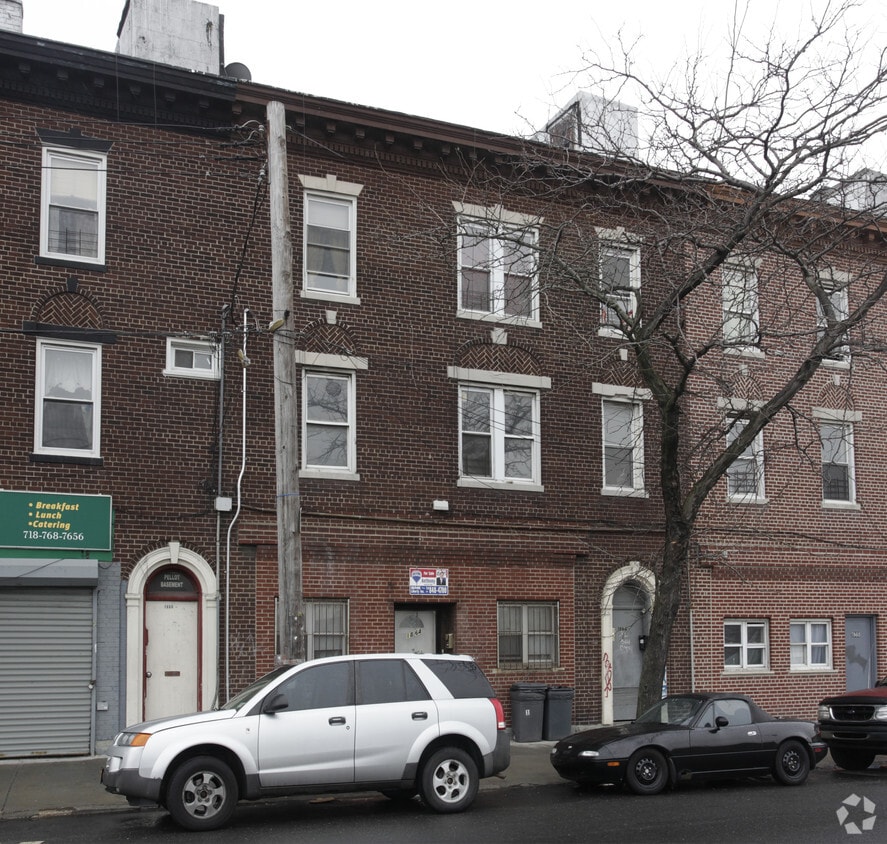 Primary Photo - 18-64 Flushing Ave