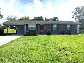 Building Photo - 139 Donnie Mae Dr