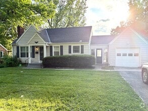 Building Photo - 11104 Sunnyslope Dr