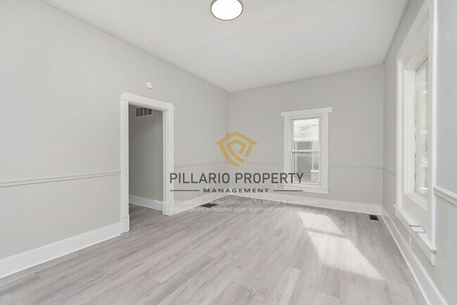Foto del edificio - Charming Renovated Home with Modern Upgrades and Vintage Character!