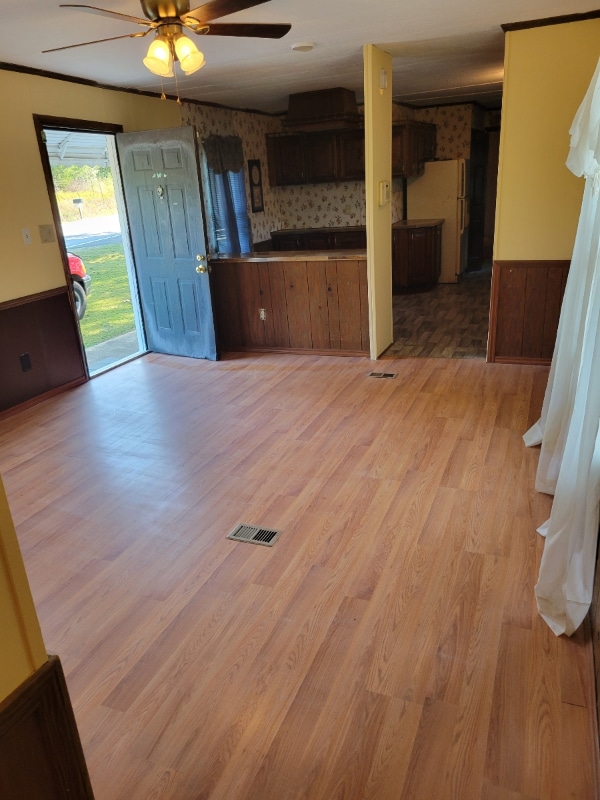 Foto del edificio - 950 Whites Gap Rd