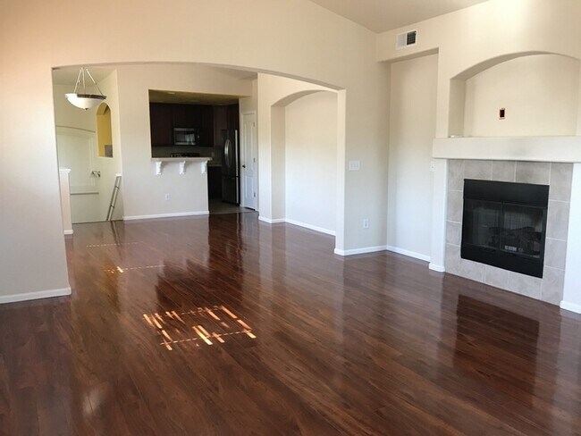 Foto del edificio - Wonderful 2 Bed, 2 Bath Condo is Southeast...