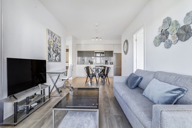 Building Photo - 6 Adra Grado Way