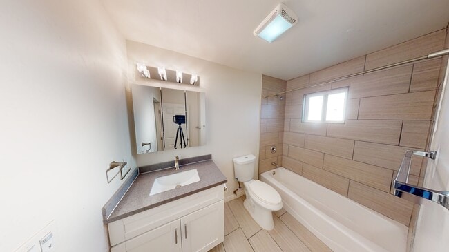 Building Photo - 5167 Remington Rd