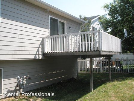 Foto del edificio - 4 br, 2 bath House - 3504 Golden Valley