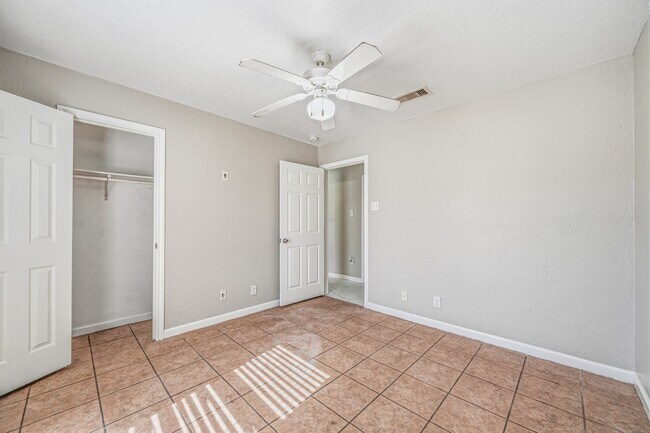 Foto del edificio - 1318 55th St