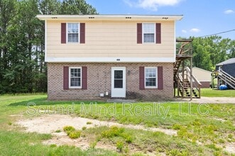 Building Photo - 1403 Sportsman Trail