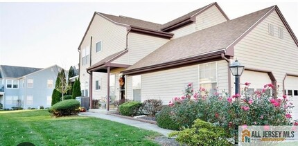 Building Photo - 17C Dorchester Dr