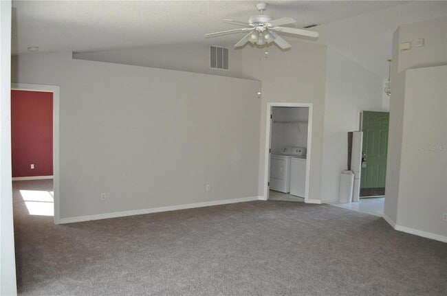 Building Photo - 5 White Wing Pl