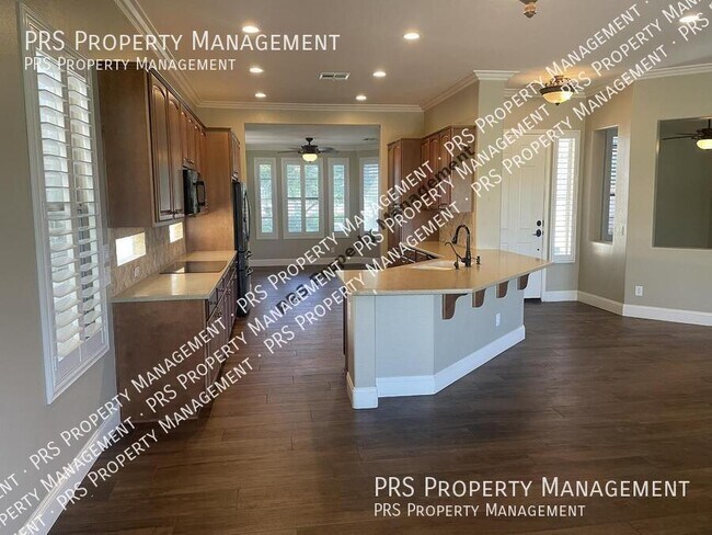 Foto del edificio - 4626 E Blue Spruce Ln