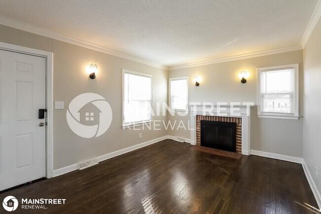 Building Photo - 636 SUNSET AVE, LIBERTY, MO 64068